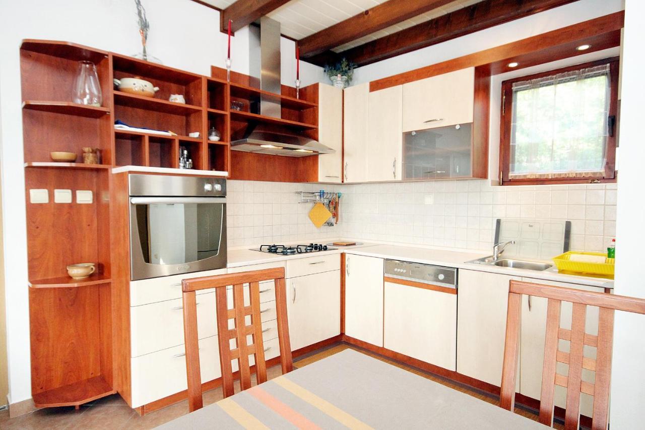 Apartment Klenovica 5580B Exterior photo